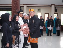 Bupati Yes Perintahkan Pejabat yang Dilantik untuk Menjawab Kebutuhan Masyarakat