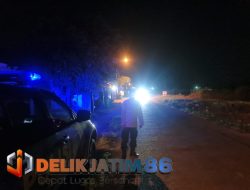 Personil Polsek Sekaran Laksanakan Patroli Blue Light di Jalan Raya Desa Kembangan Kecamatan Sekaran
