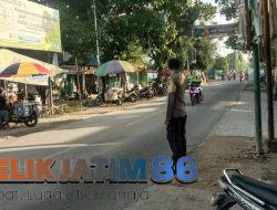 Personil Polsek Sekaran Jaga Commander Wish Pagi Demi Keselamatan Penguna Jalan