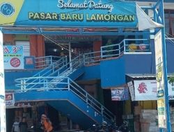 Terlihat Sepi Pasar Tradisional Lamongan Jelang Lebaran Karna Murahnya Harga Yang di Tawarkan Platform Online