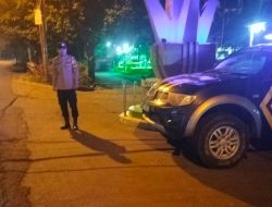 Patroli Blue Light Polsek Laren Antisipasi Gesekan Antar Pemuda dan Konvoi di Wilayah Kecamatan Laren