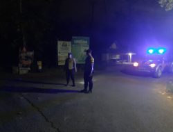 Polsek Laren Laksanakan Patroli Blue Light Antisipasi Ganguan Kamtibmas Malam Hari
