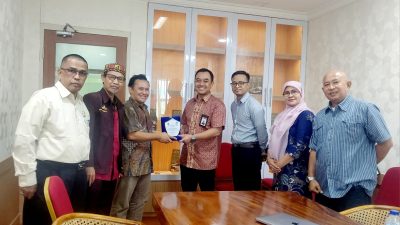 Meretas Akses Menuju Juru Las Profesional yang Lebih Bersinar