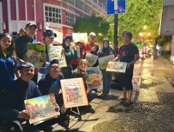 Komunitas Lukis Cat Air Indonesia (KOLCAI) Surabaya Gelar Plein Aire di Jalan Tunjungan