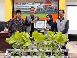 Inovasi Pertanian Modern||Pelatihan Hidroponik oleh Mahasiswa KKN UNISDA di Desa Dibee