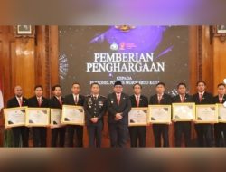 Ungkap Kasus Peredaran Narkoba Pemkab Mojokerto Tebar Penghargaan 9 Polisi Pada HUT di Hari Bhayangkara ke-79