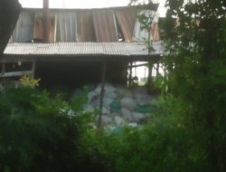 Bau Busuk Pabrik Bulu Ayam Resahkan Warga Diduga Langgar UU Lingkungan
