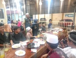 LSM GMBI Distrik Gresik Gelar Makan Bersama dan Santunan di Rumah Makan