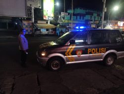 Polsek Babat Hadir di Tengah Malam, Jaga Kamtibmas dengan Patroli Blue Light: Cegah Balap Liar dan Rangkul Pemuda untuk Keamanan Bersama