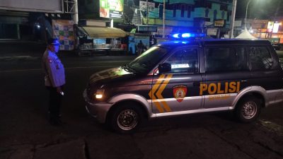 Polsek Babat Hadir di Tengah Malam, Jaga Kamtibmas dengan Patroli Blue Light: Cegah Balap Liar dan Rangkul Pemuda untuk Keamanan Bersama