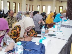 Persiapan Lomba Desain Motif Batik, Dekranasda Lamongan Gelar Workshop