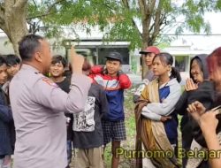 Momen Haru: Anak Jalanan Peluk Polisi di Lamongan, Sentuhan Kemanusiaan IPDA Purnomo Menginspirasi!